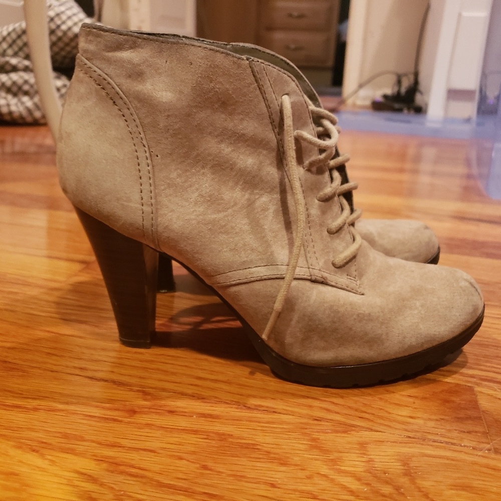 Forever 21 booties/ ankle boots